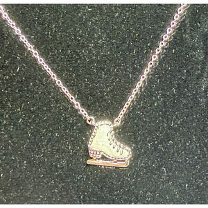 Kendra Scott Ice Skate Short Pendant Necklace Silver Plated Brass Dust Pouch New